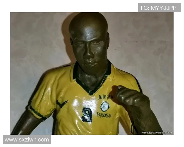 创意手工:绘制足球明星手指玩偶的乐趣与技巧分享 创意手工:绘制足球明星手指玩偶的乐趣与技巧分享